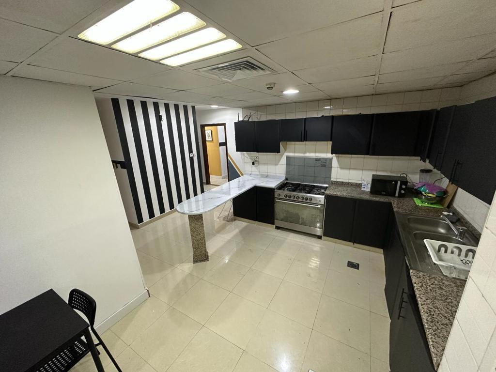 Homestay Stop Over Partition In Al Barsha 1 Near Mashreq Metro