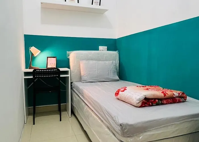 Stop Over Partition Room In Al Barsha 1 Near Mashreq Metro